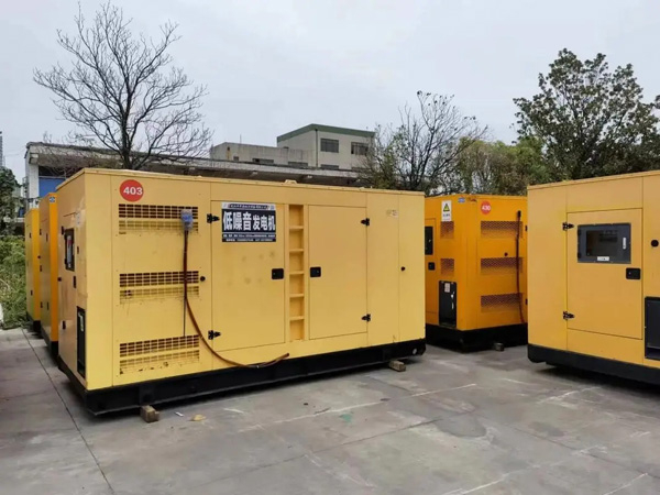 琅琊如何检查柴油发电机的空气滤清器是否需要更换？